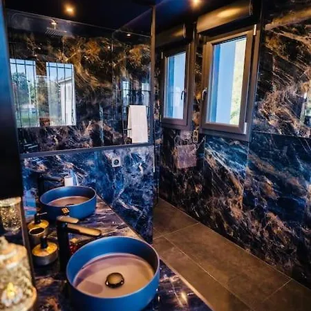 Minka Cocon Atypique Avec Jacuzzi Prive Lejlighed *